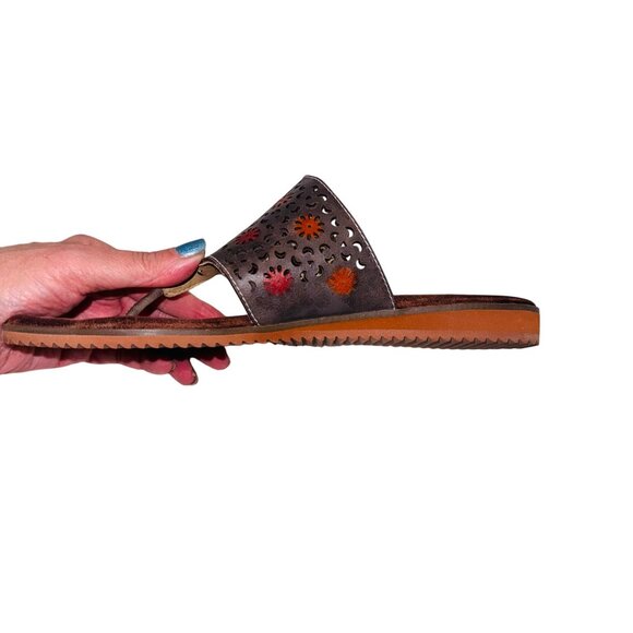 Elite by Corky’s Dominican Gray Perforated Leather Flat Sandal 8 Boho Hippie - Picture 7 of 11